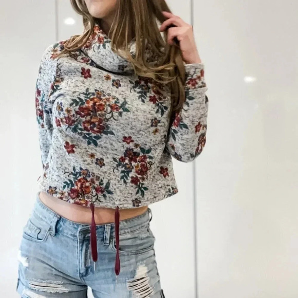 Crop top sweater - Picture 5 of 14